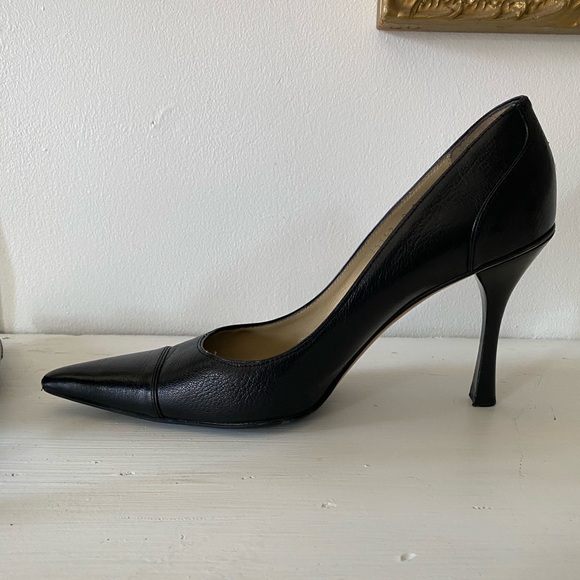 Gucci classic leather pumps. - Picture 12 of 13